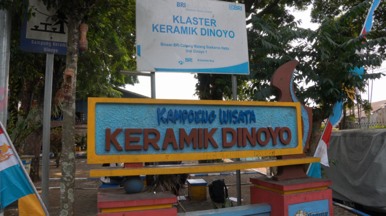 Analisis Potensi Industri Kreatif: Panduan Lengkap Wisata Edukasi Kampung Keramik Dinoyo Malang