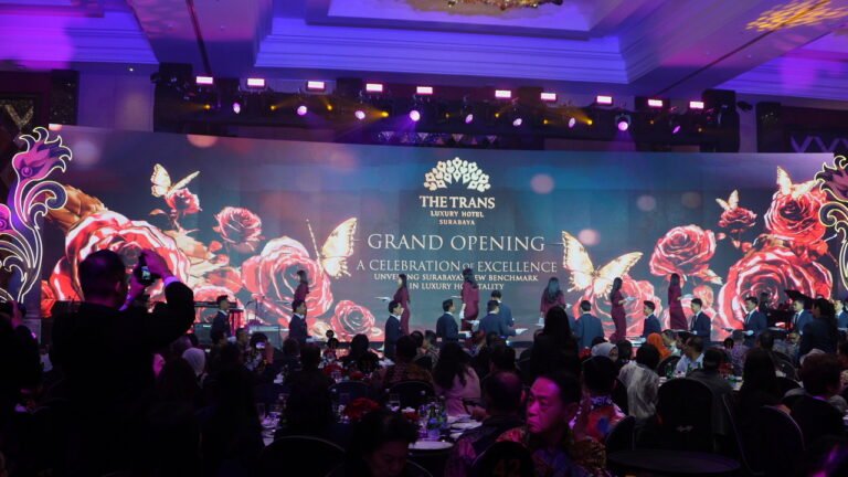 The Trans Luxury Hotel Surabaya Resmi Dibuka, Chairul Tanjung Hadirkan Standar Baru Hospitality Mewah