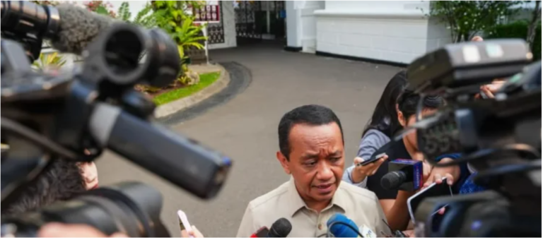 Prabowo Perintahkan Bahlil Jaga Stabilitas Harga BBM Subsidi di Tengah Gejolak Minyak Dunia