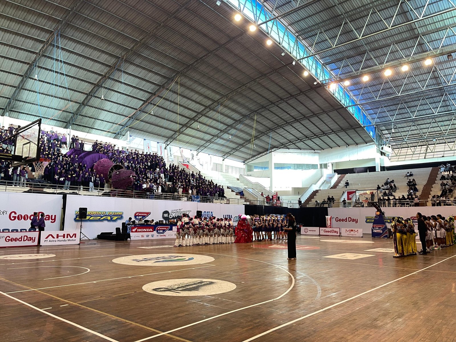 Suasana Pertandingan didalam Gor Ken Arok/Doc:FolksNews.id2026