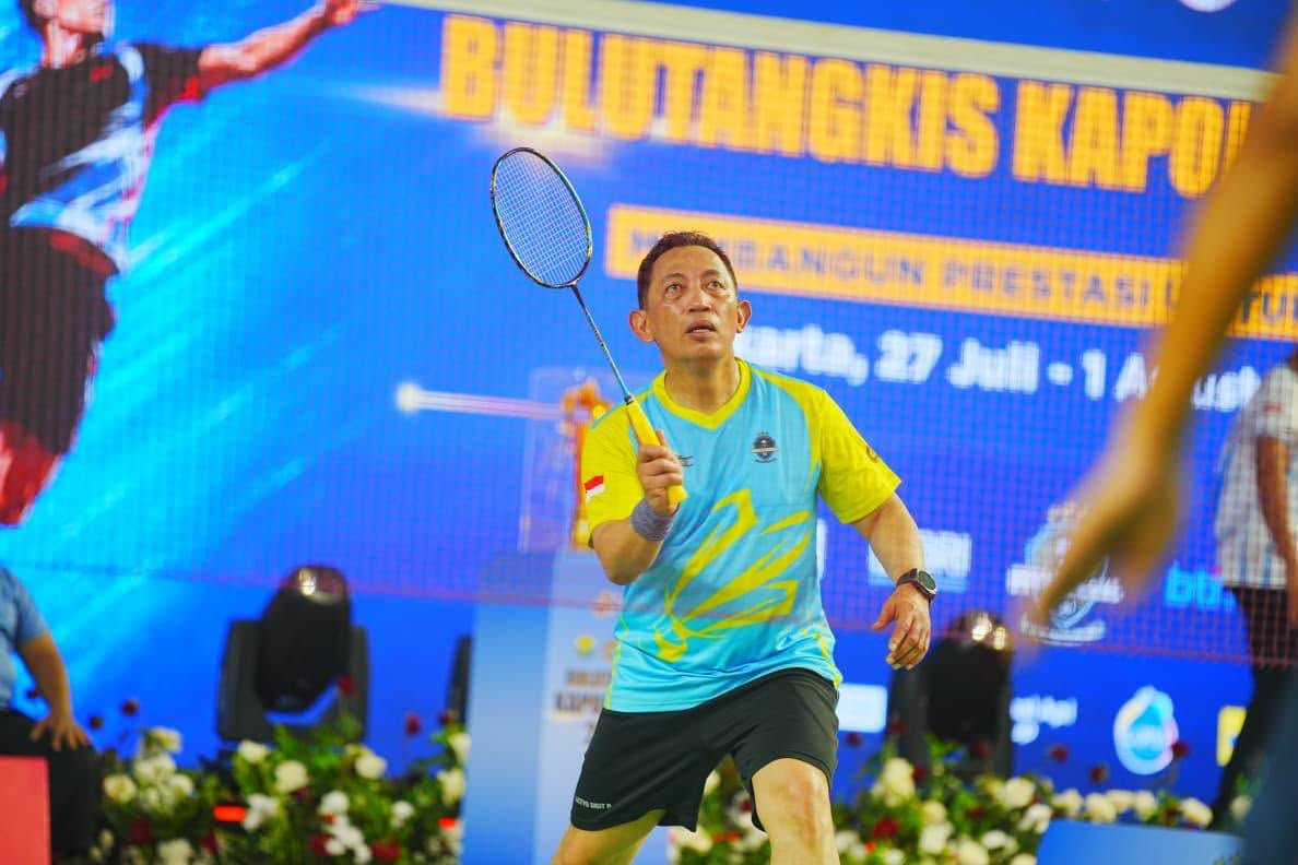 Kapolri Jenderal Sigit Menang Laga Persahabatan Lawan Menteri ESDM di Kapolri Cup 2026,Tribratanews.polri.go.id