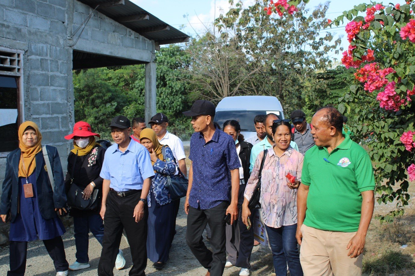 Tim Delegasi UB Bersama IPTL Melakukan Kunjungan Lapang