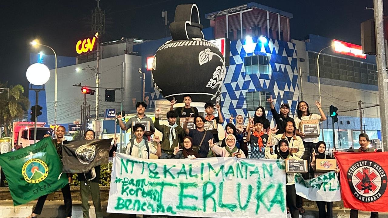 kolaborasi komunitas pecinta alam Purwakarta dalam galang dana NTT dan Karhutla/Doc:FolksNews.id
