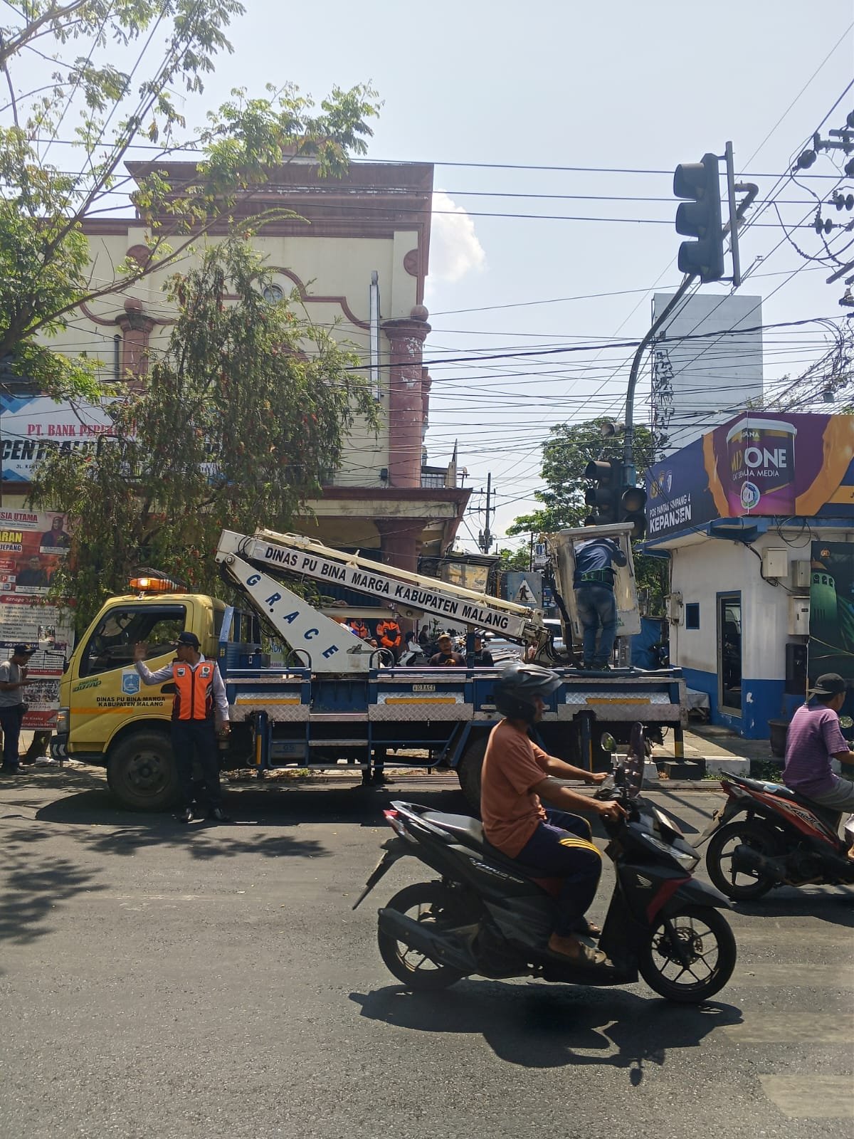 CCTV pantau arus kendaraan
