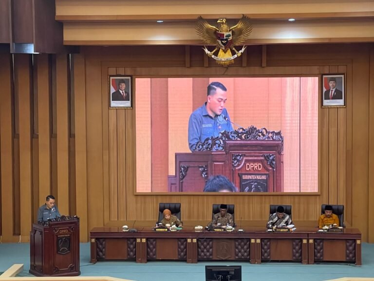 Fraksi PDI Perjuangan Soroti Konsistensi Kebijakan APBD Kabupaten Malang