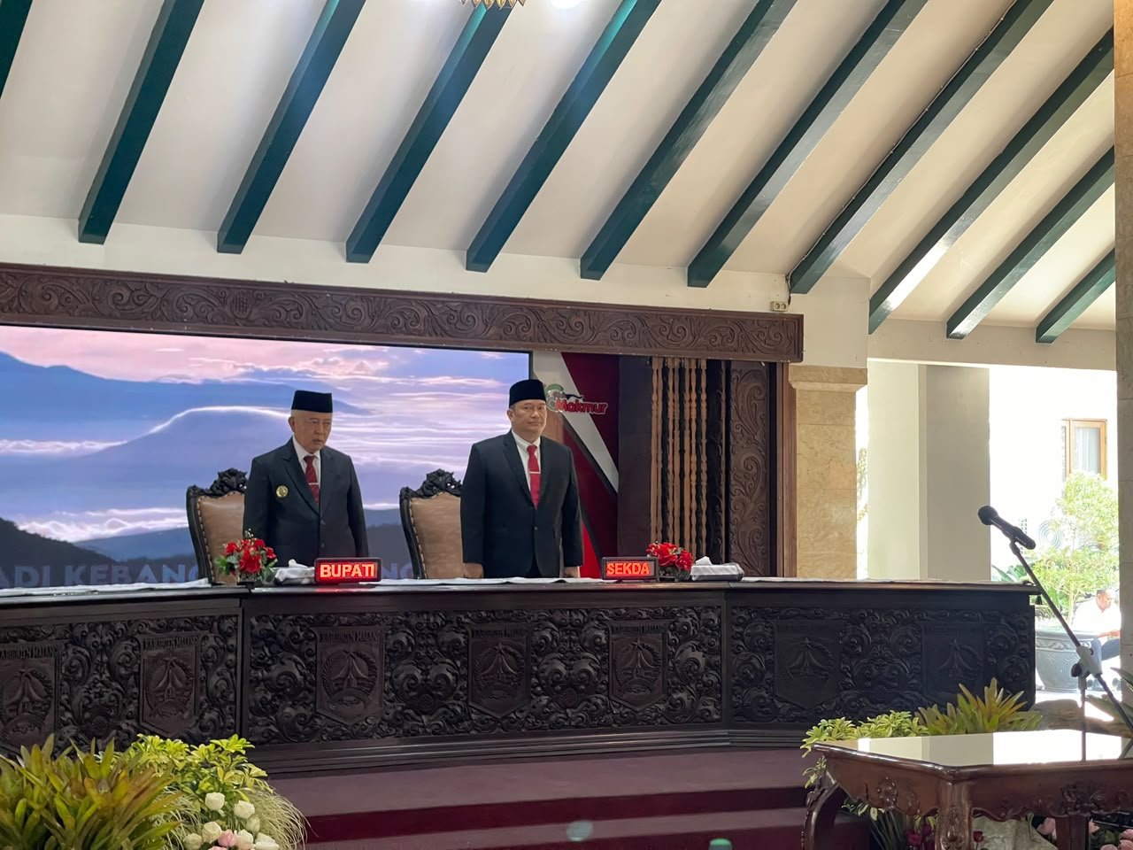 Pelantikan dihadiri Bupati dan Sekda