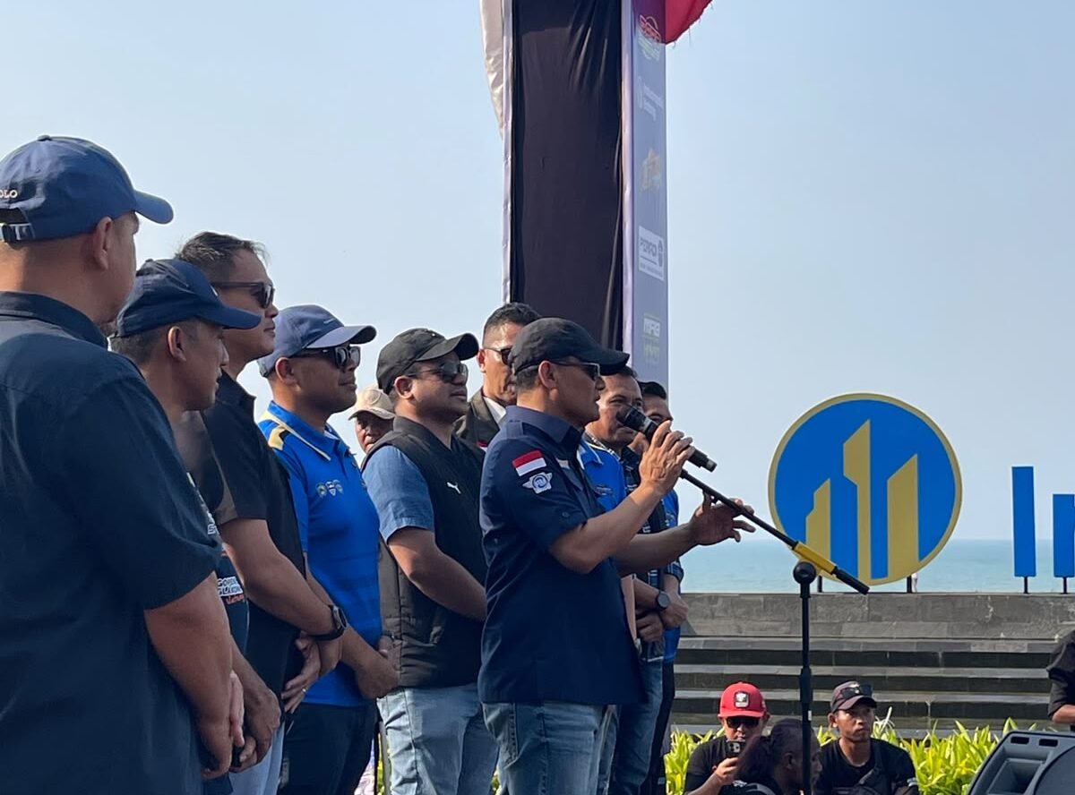 Gubernur Jateng Ahmad Luthfi saat Kejurnas Sprint Rally 2026 di KITB