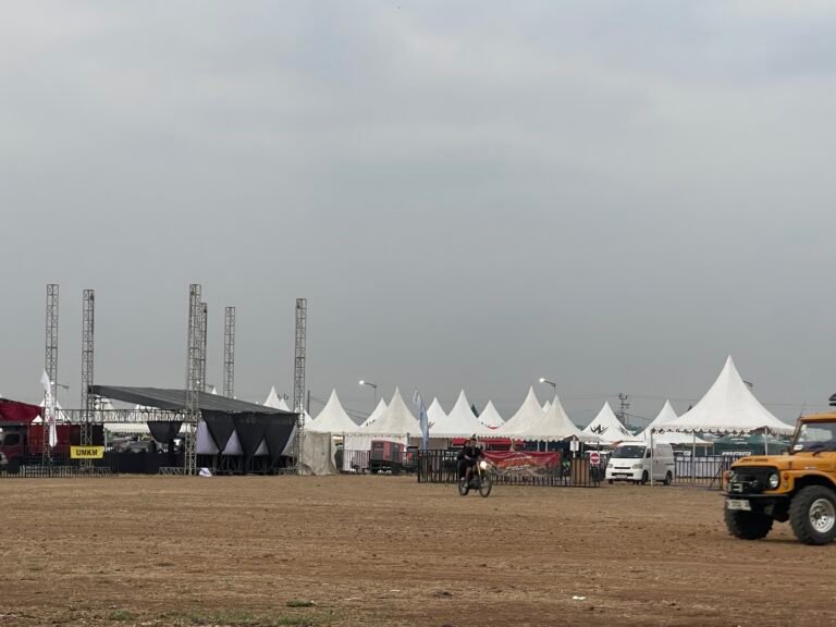 Kondisi Rally setelah hujan di kawasan POJ City