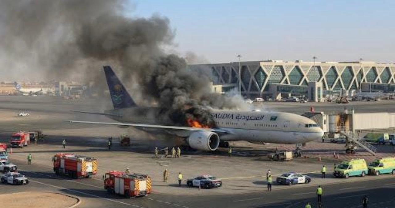 Pesawat Saudia terbakar di Bandara Internasional King Khalid, Riyadh/Ilustrasi